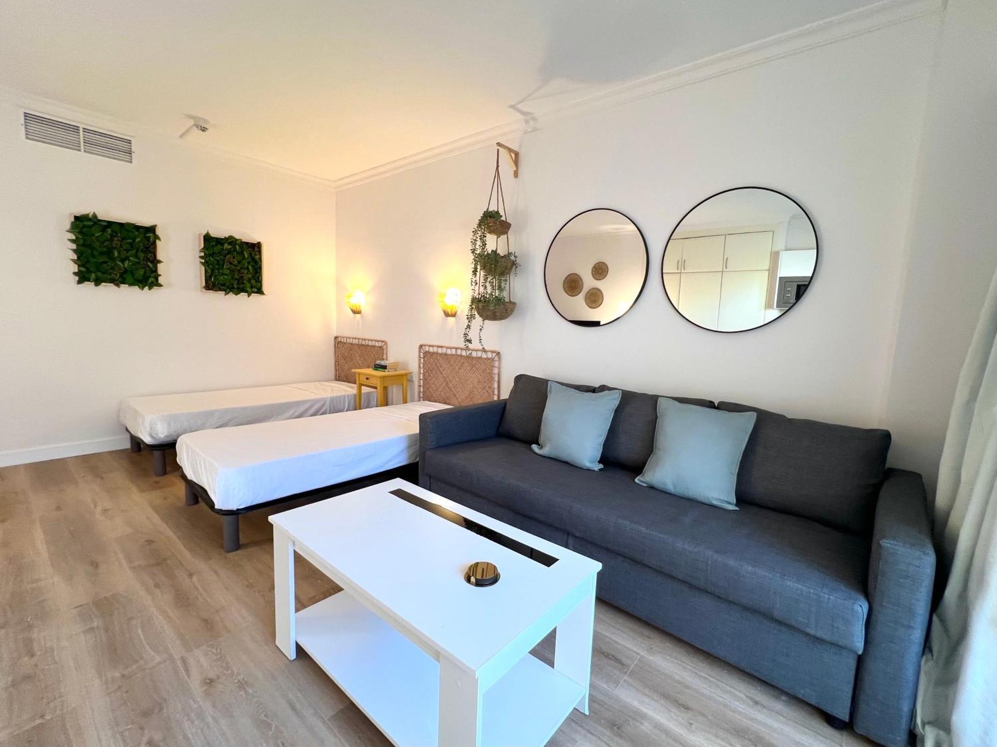 Pyr Beach And Pool Studio I Fuengirola Exterior photo