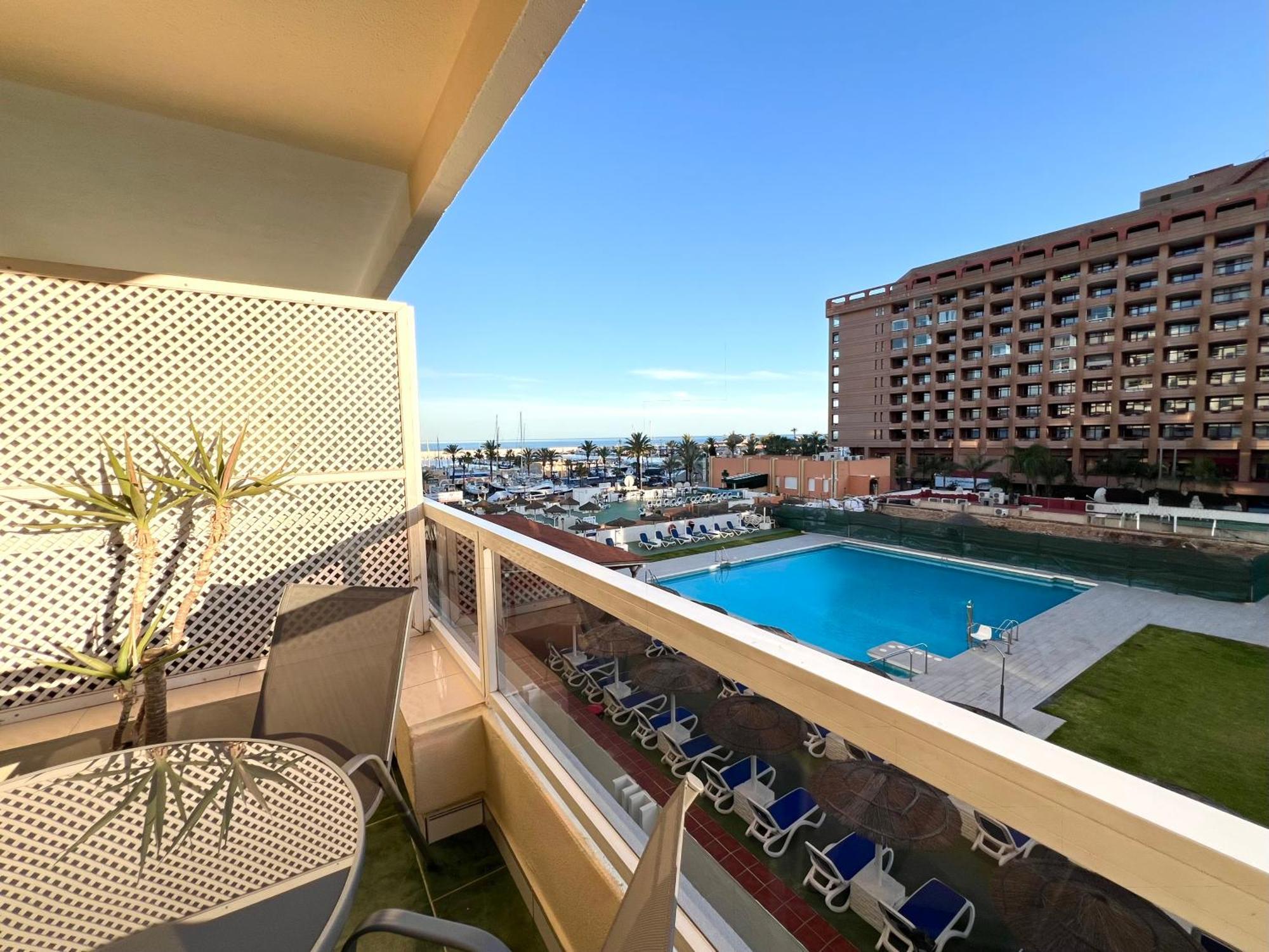 Pyr Beach And Pool Studio I Fuengirola Exterior photo